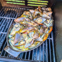 Load image into Gallery viewer, Aussie Style Surf &amp; Turf BBQ Seasoning Bougie BBQ Gustus Vitae