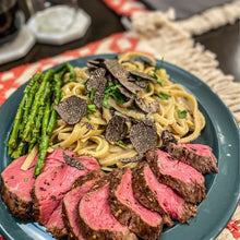 Load image into Gallery viewer, Spicy Black Truffle BBQ Rub Bougie BBQ Gustus Vitae